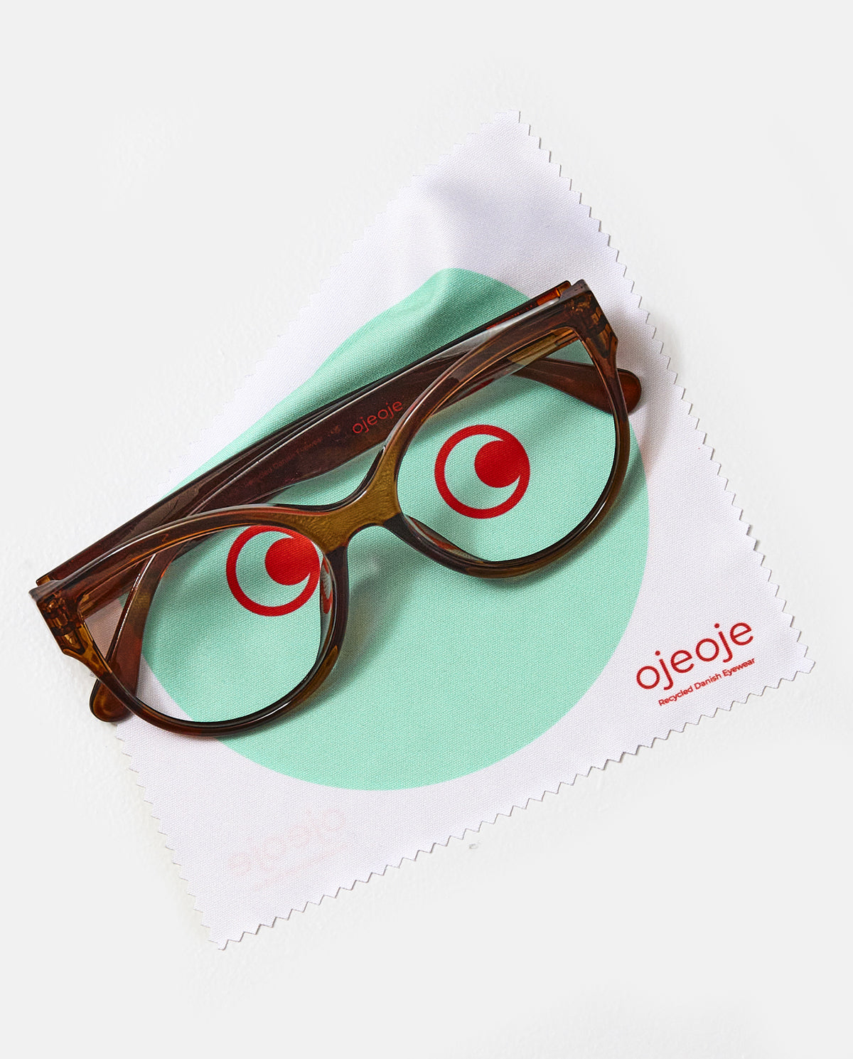 OjeOje Cloth color