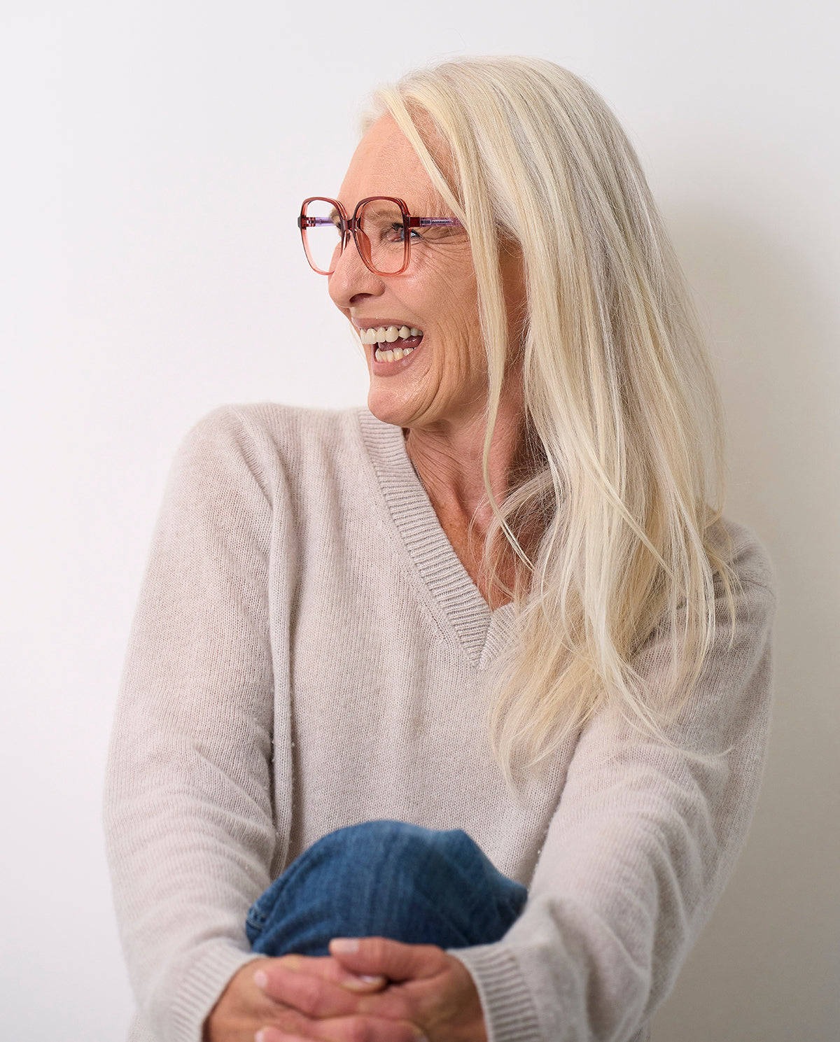 OjeOje G Reading glasses - cream
